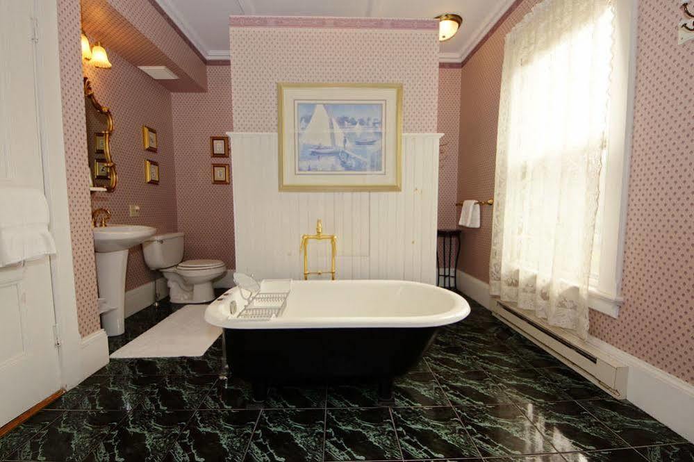 Limerock Inn Рокленд Экстерьер фото